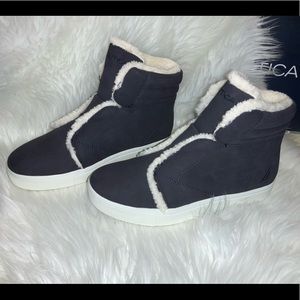 Brand New Nautica Kellen/Peacoat Women